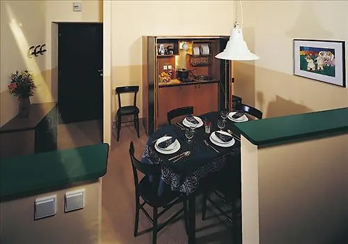 Malá Strana 4*