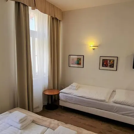 Hotell Mala Strana 4*