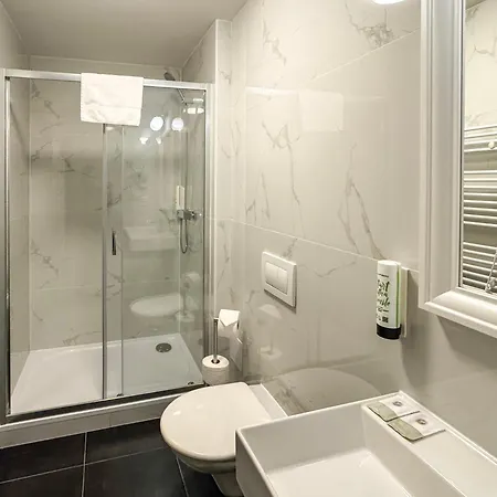 Hotel Mala Strana 4*