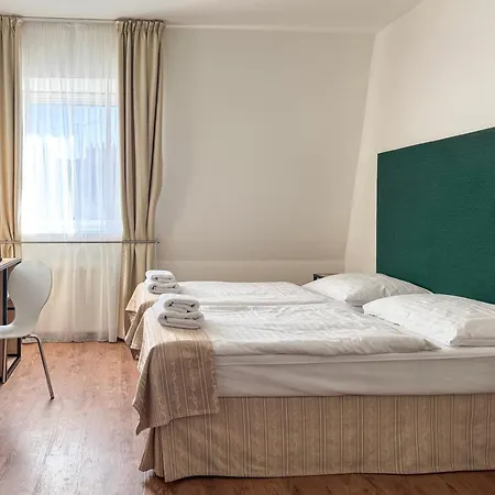 Hotell Mala Strana 4*