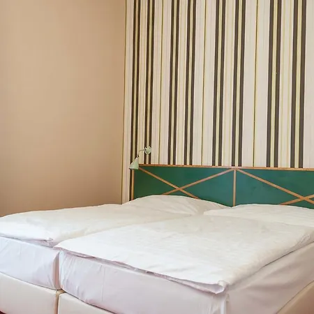 Mala Strana Hotell