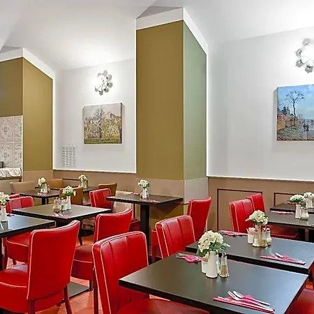 Mala Strana Отель 4*
