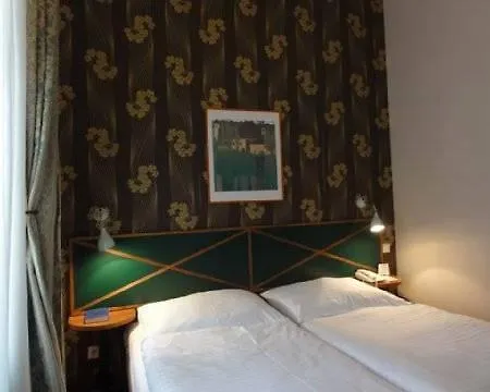 Malá Strana Hotel