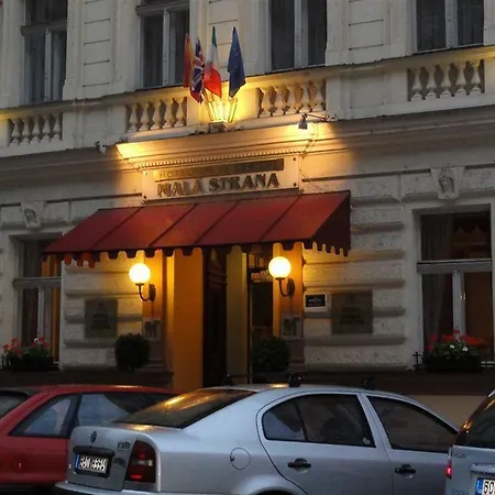 Hotel Mala Strana 4*