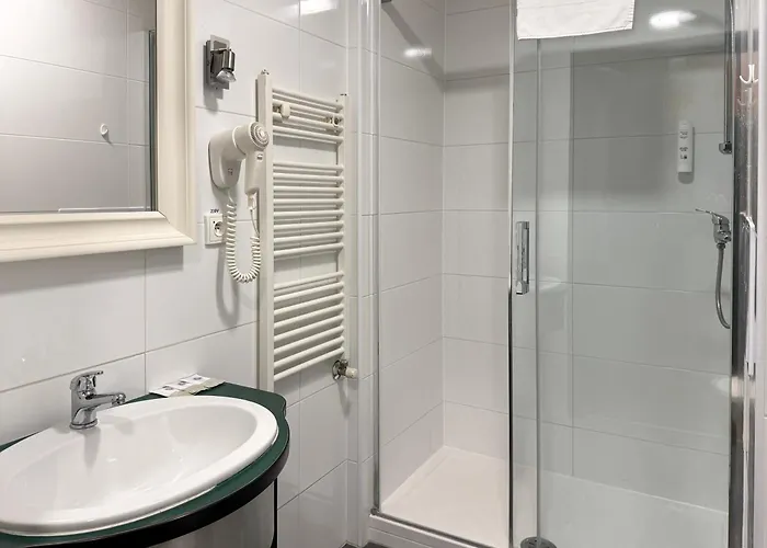 Mala Strana Hotell 4*