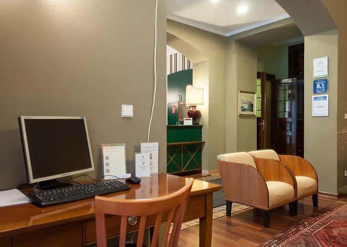 Mala Strana Hotell 4*