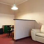فندق مالا سترانا 4*