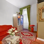 فندق مالا سترانا